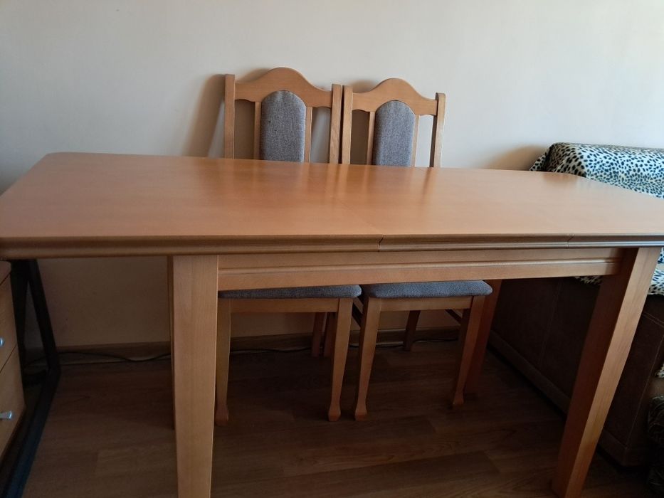 SPRZEDAM Stół i krzesła
