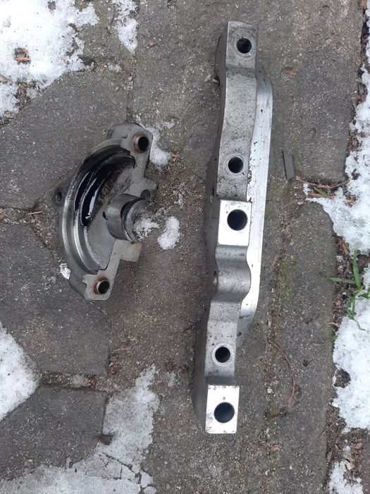 Mostek głowicy panewka wałki rozrządu volvo d3/d4/d5 silnik 5 cylindro