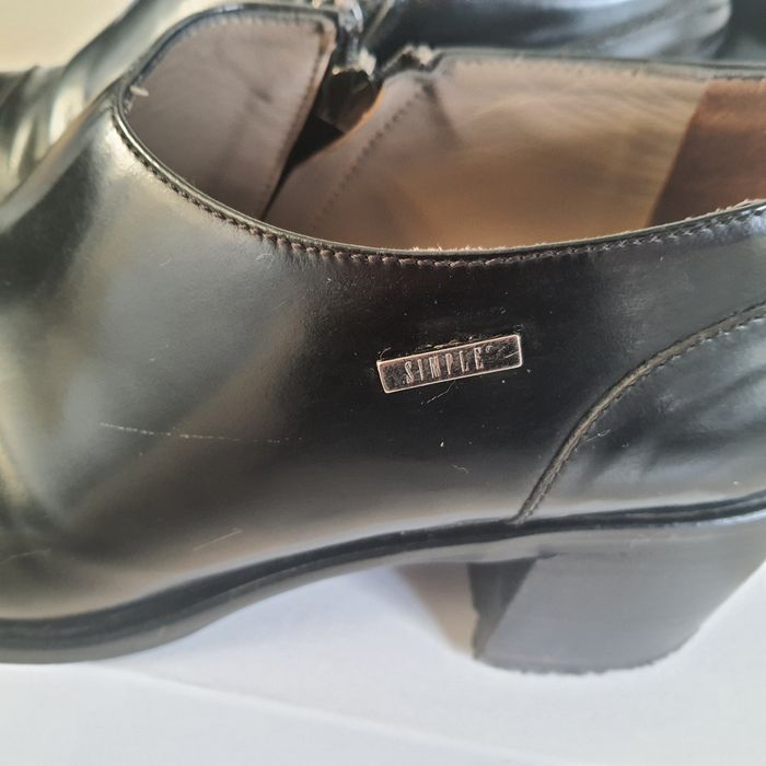 Buty Simple 38..