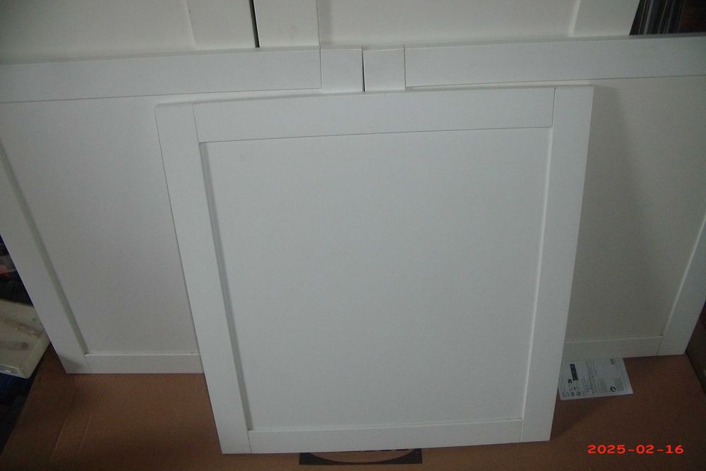 Vendo 9 portas branco Besta Ikea  50euros