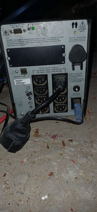 АРС Smart-UPS1000