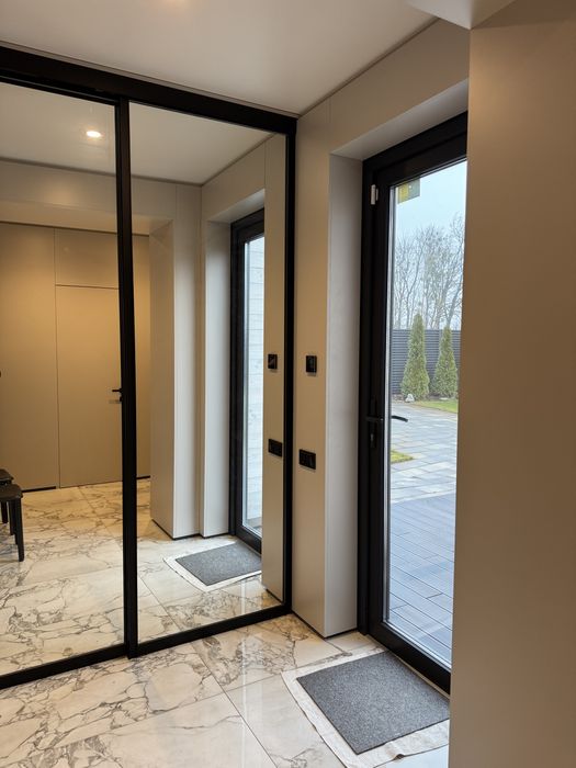 Оренда сучасного будинку-дачі в Нових Безрадичах 30хв до центру Києва