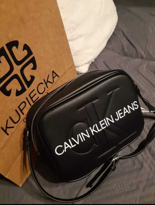Torebka Calvin Klein, czarna