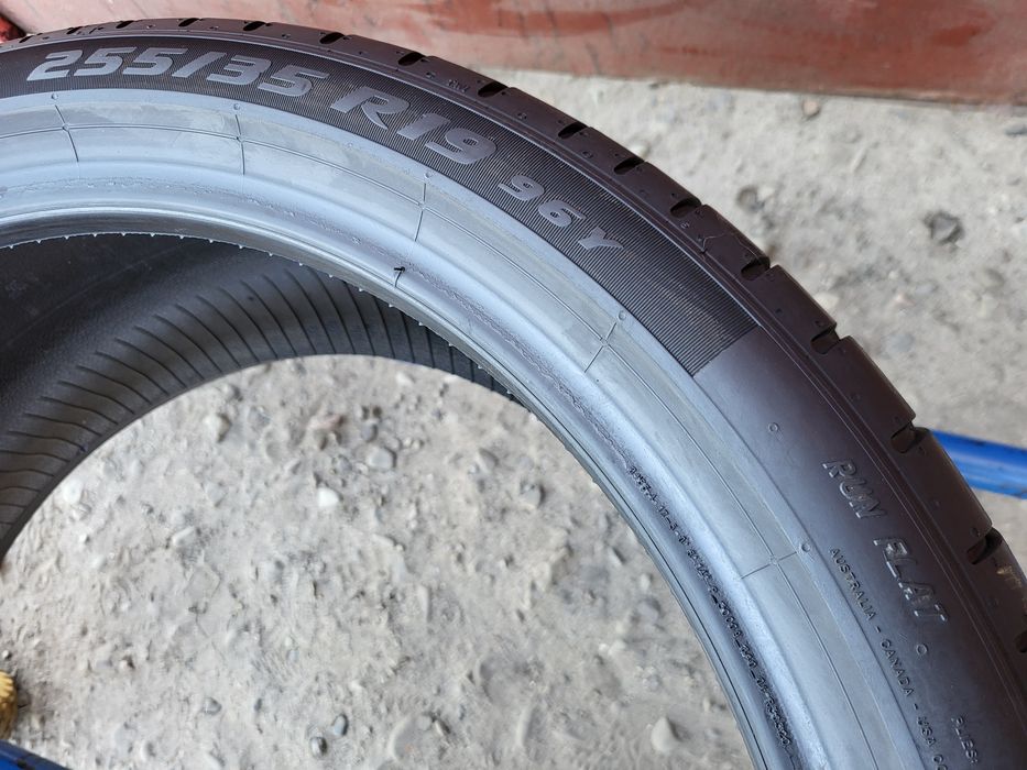 255/35/19 R19 Pirelli PZERO PZ4 RunFlat 4шт ціна за 1шт шини