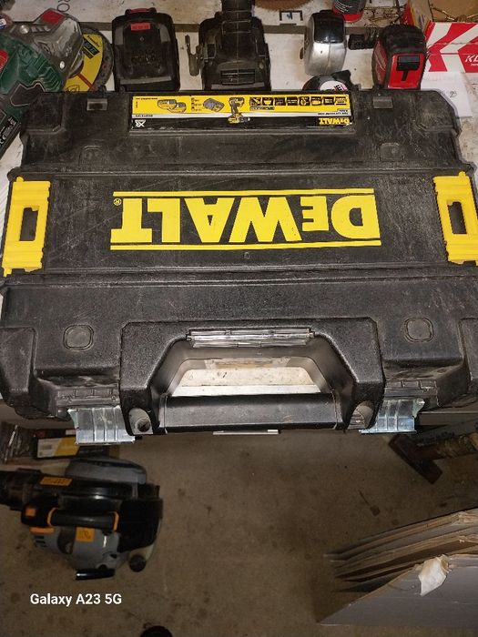 Zakretarka DeWalt Dcf887