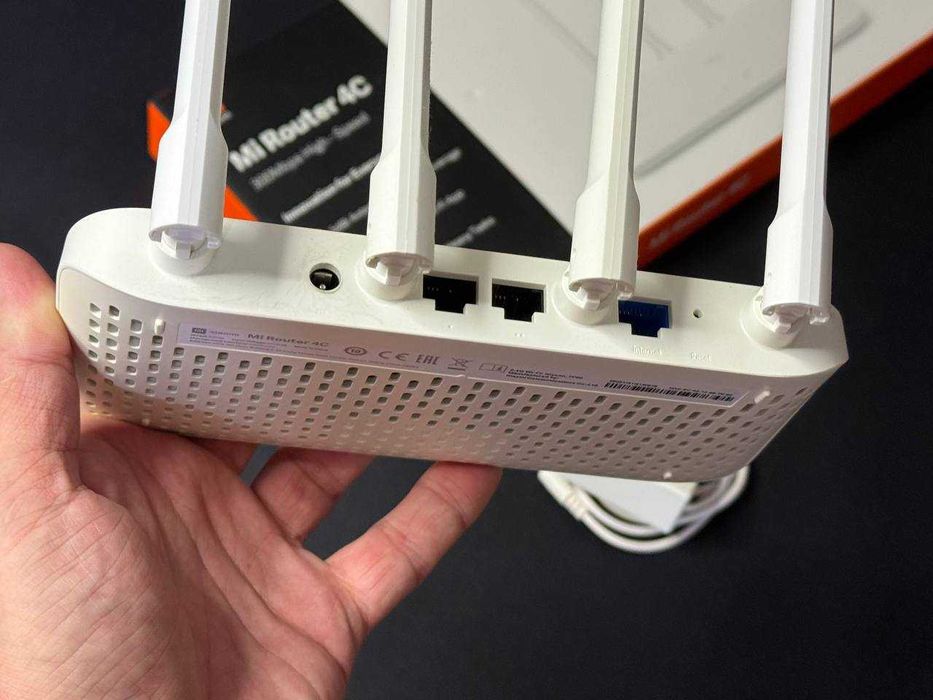 Wi-Fi Роутер Xiaomi MiRouter 4c б\в