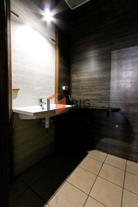 Здається в оренду торгове комерційне приміщення прохідна локація Луцьк