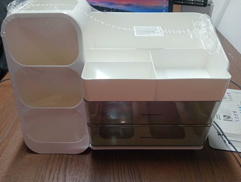 Organizador Grande (35x18x25cm) - Maquilhagem & Secretária (LACRADO)