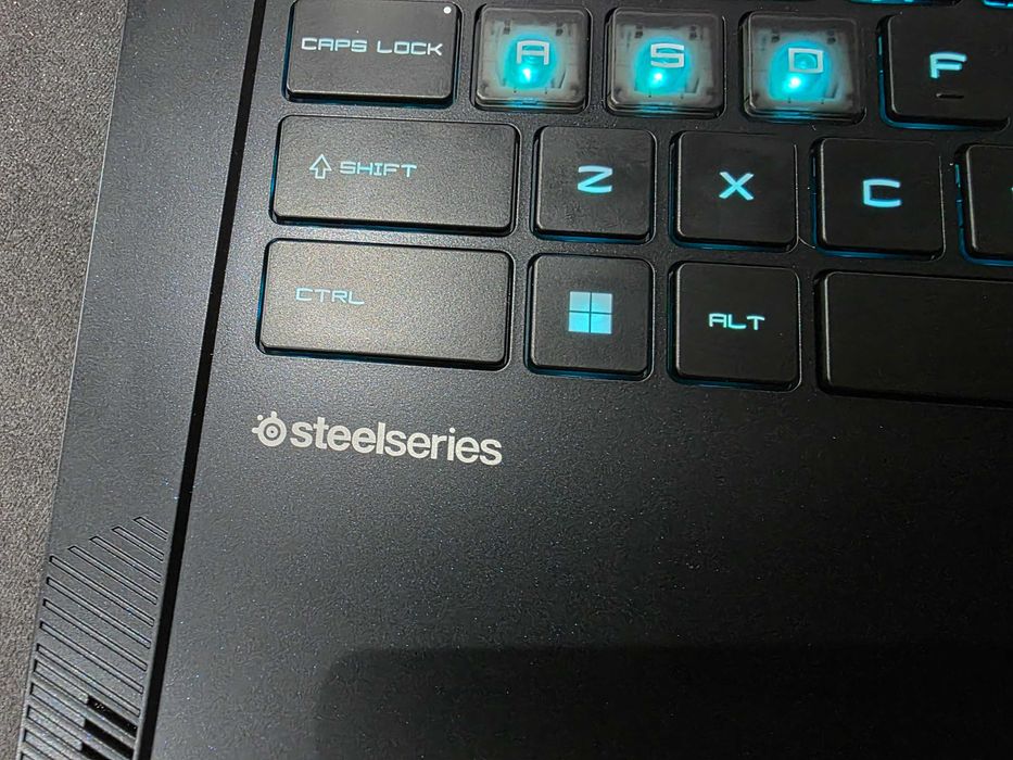 Laptop gamingowy MSI Raider 18 HX AI Ultra 9-285HX/64GB/4TB/RTX 5090