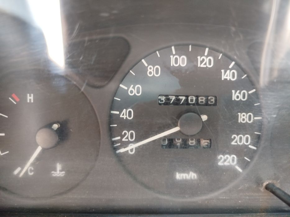 Продається автомобіль Daewoo Lanos 2006