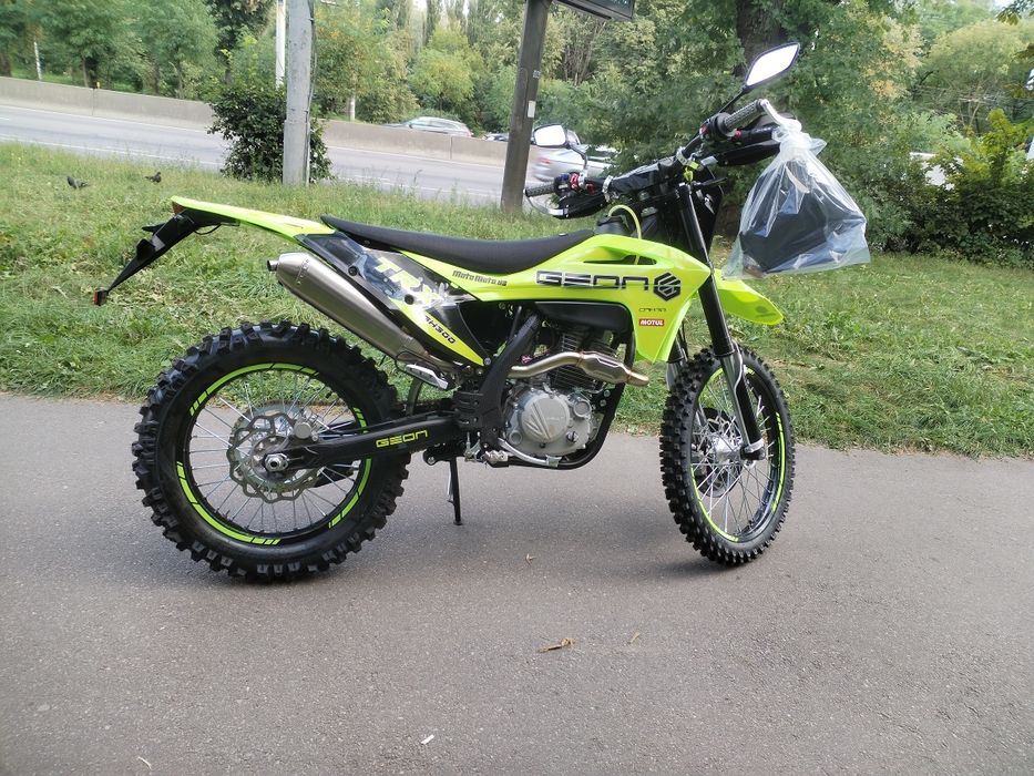Мотоцикл GEON TRX 300
