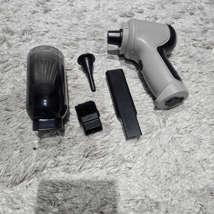 Mini Aspirador com Acessórios