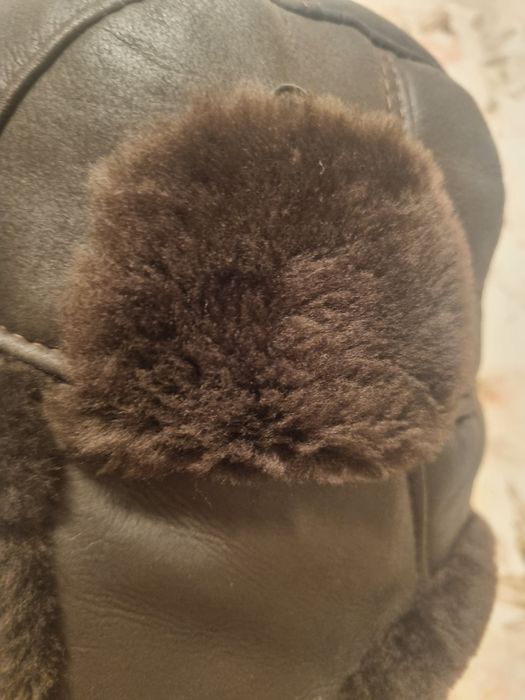 Skórzana czapka papacha brązowa