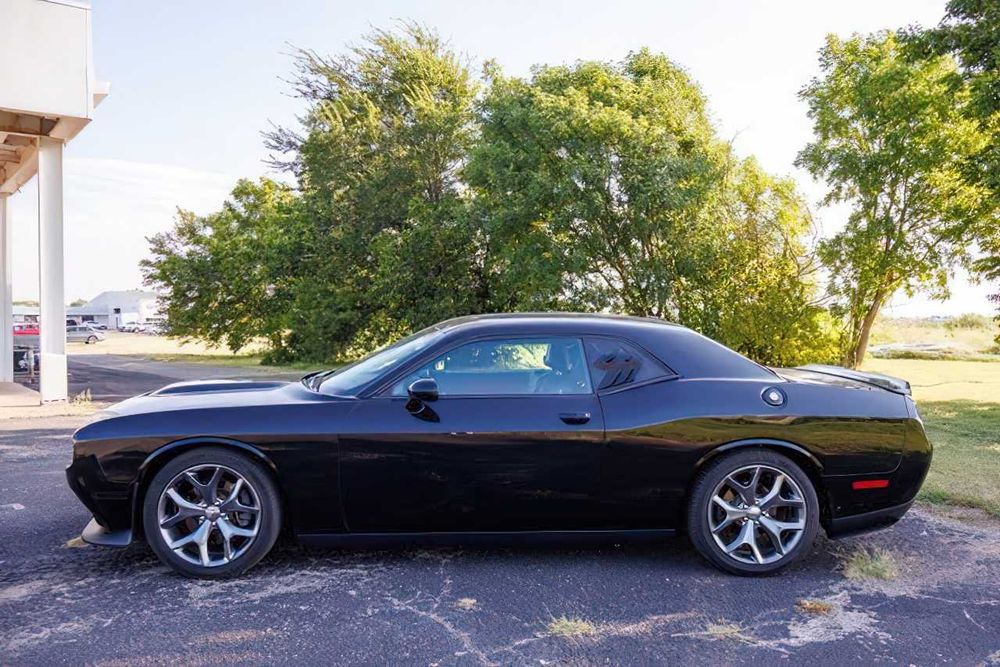 Dodge Challenger RT      2020