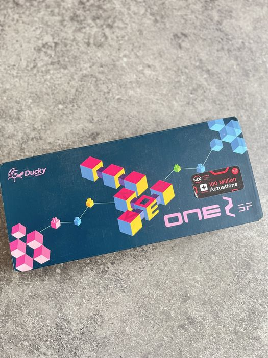 Ducky One 2 SF RGB – Cherry MX Blue