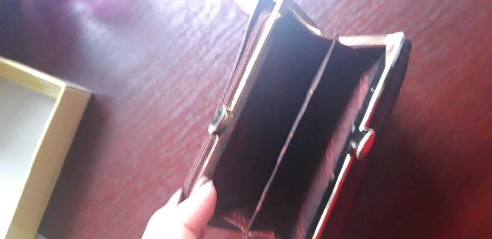 ШКІРЯНИЙ ГАМАНЕЦЬ (кошелек) Новий. Жіночий