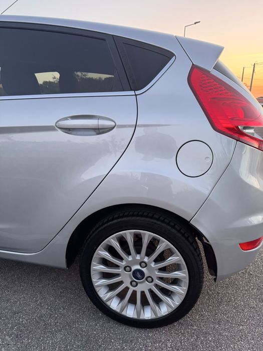 Ford Fiesta — fotografia 6