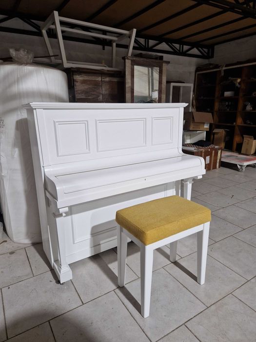 Piano Dunmo Ellis & Hill London