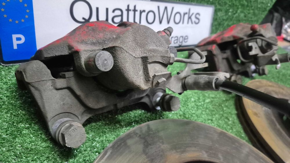 Travagem completa 312mm AUDI A4 B6 B7 8E discos pinças suportes original OEM em excelente estado