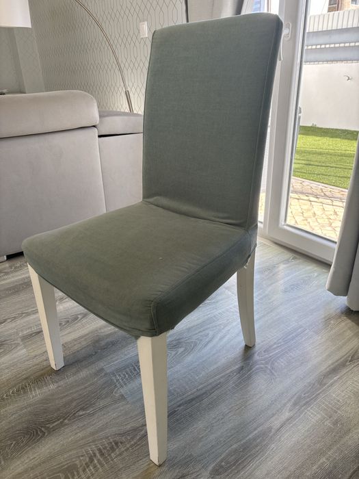 Mesa casa + 4 cadeiras