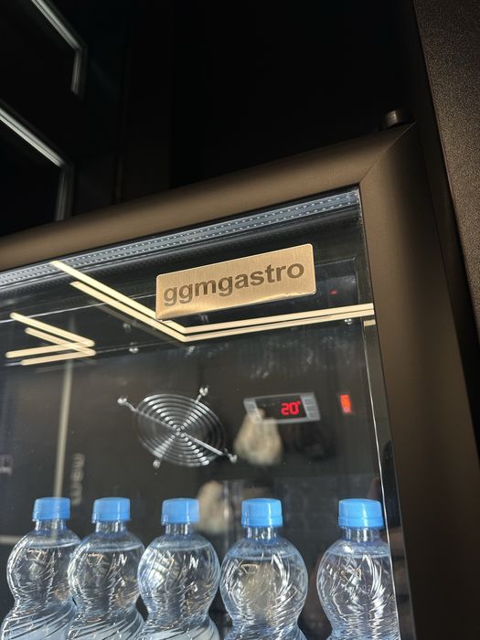 Sprzedam chłodziarkę do napojów GGM Gastro GKS330N – stan idealny