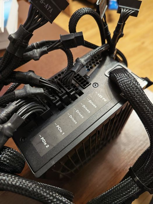 Zasilacz be quiet! Straight Power 10-CM 600W – modularny, cichy