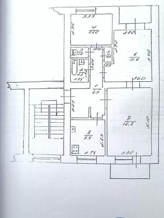 Терміново!Продаж  3-х кімнатної квартири в центрі міста Бучач!Власник.