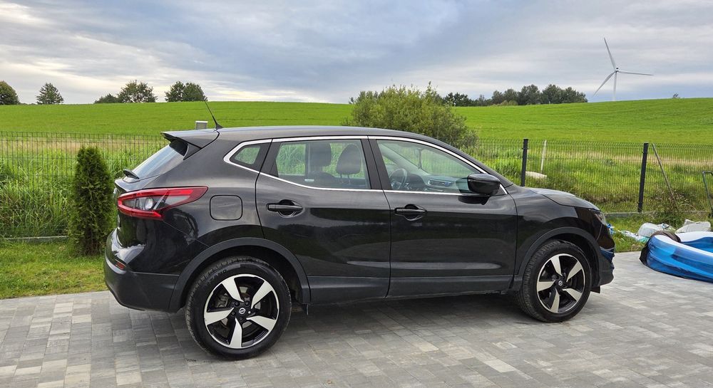 Nissan Qashqai 1.2 DIG-T | 2017 | model 2018 | 18" | 2 komplety kół