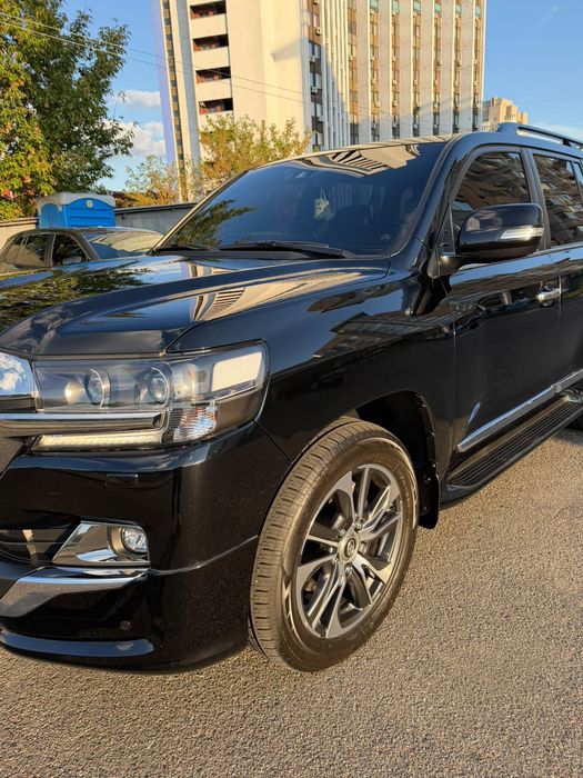Toyota Land Cruiser 2020 VIN JTMCV02J604309288 фото оголошення 8 з 8