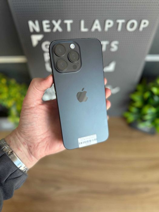 Apple Iphone 15 Pro Max 256 GB Black Titanium Neverlock