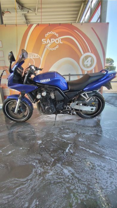 Yamaha fzs  600 fazer