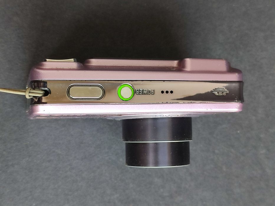 Sony Cyber-shot DSC-W130 / Carl Zeiss / 8.1 MP / оптичний зум

Продам