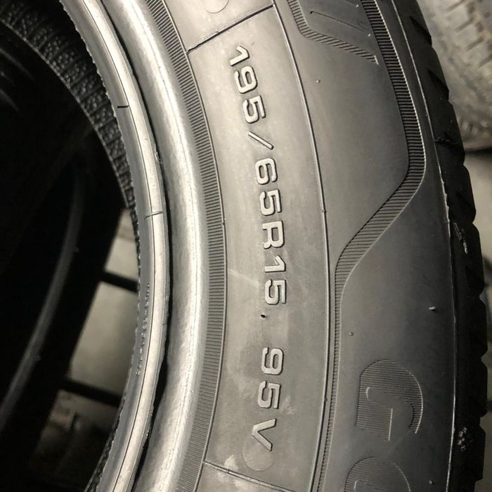 Шини 195/65/15-2 шт Goodyear Vector 4Seasons
