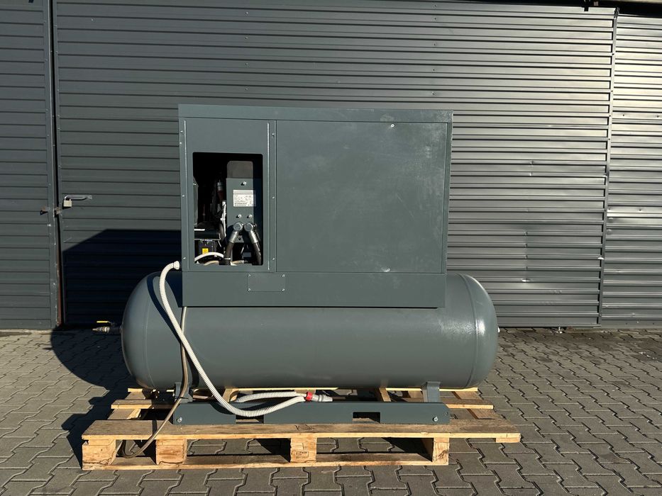 Kompresor śrubowy Atlas Copco G15FF 500 lt 2022 r. (1188)