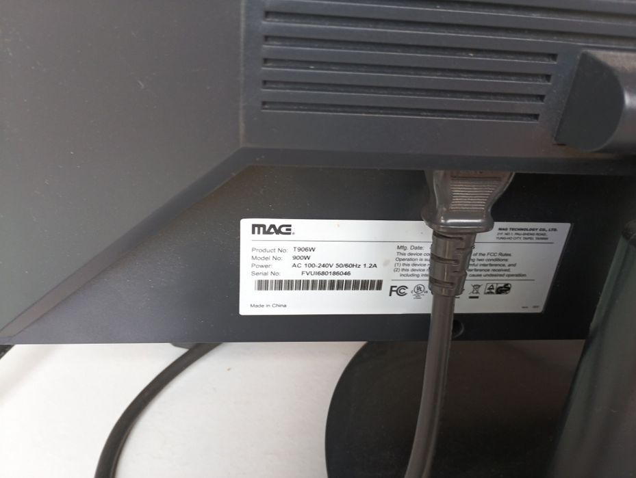 Monitor marki MAG