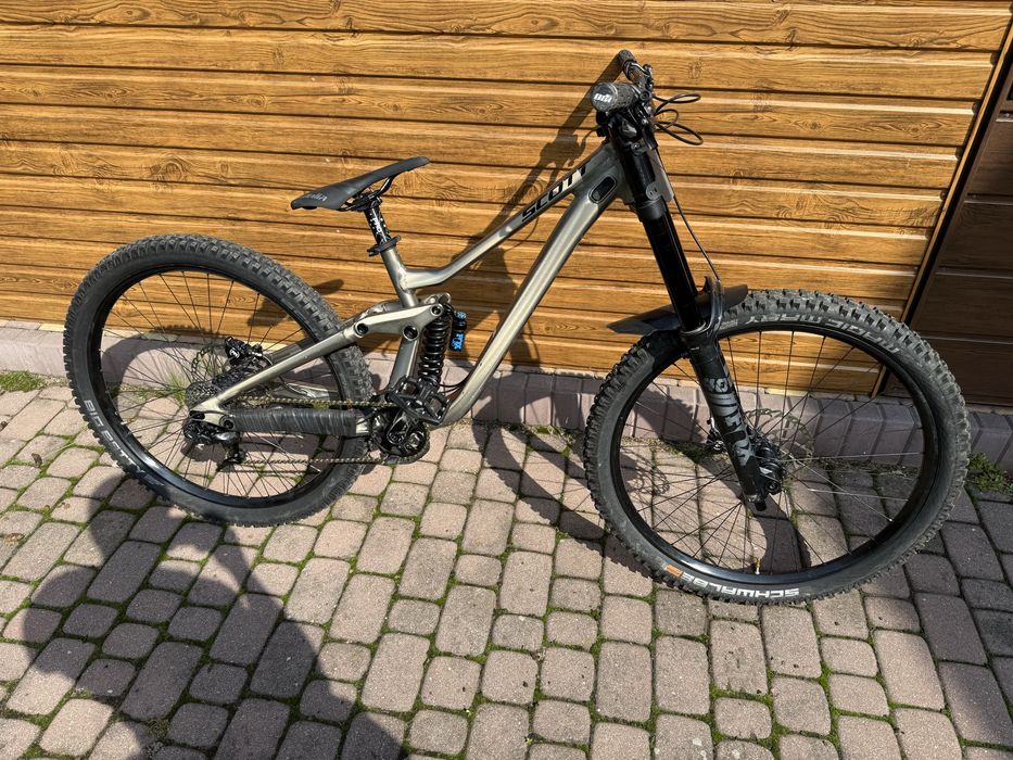 Scott gambler 2021 r. s- cena do konca lutego