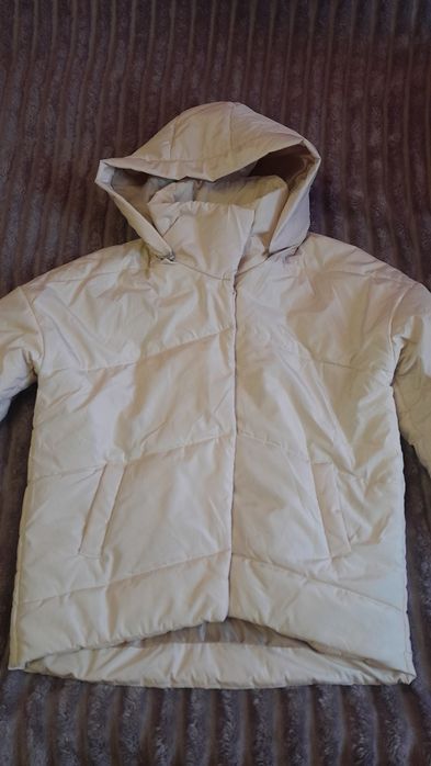 Молочна курточка беж