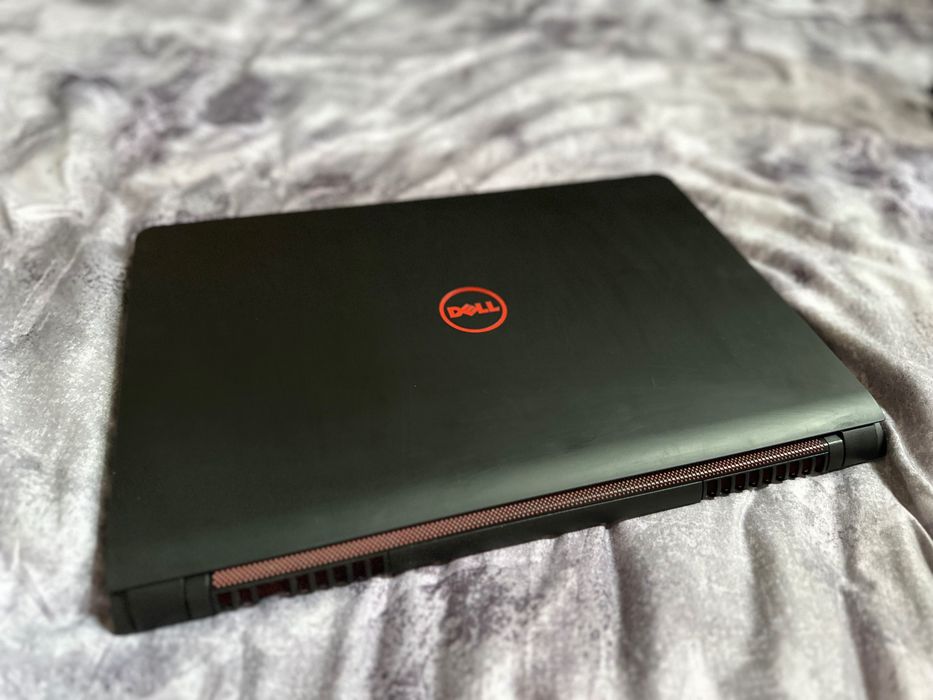 Потужна машина DELL в гарному стані і все працює ідеально