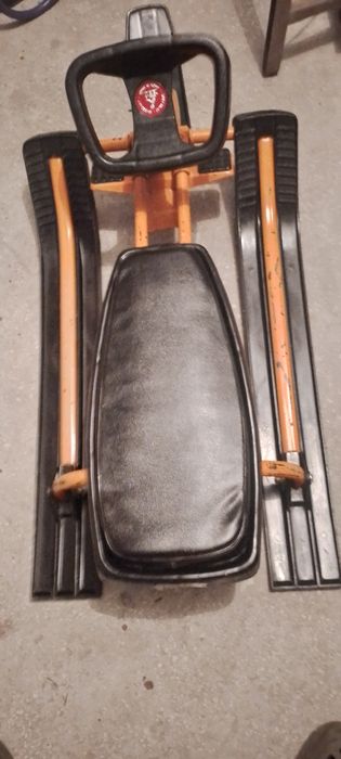 Nartosanki używane sprzedam