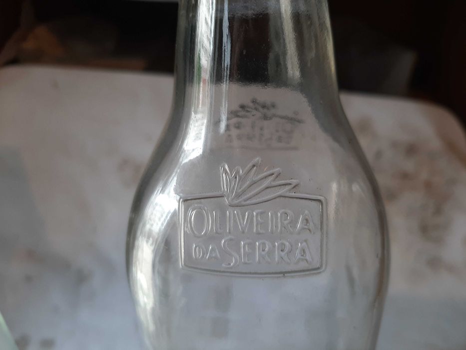 52 garrafas novas.verdes.castanhas e brancas.