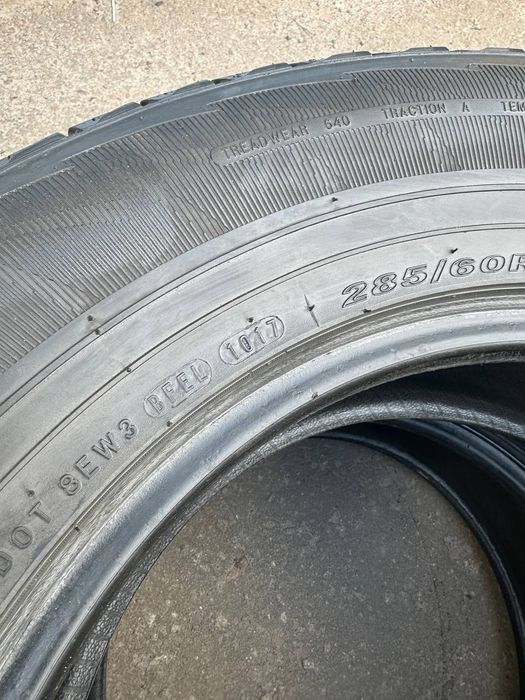 Комплект резини 285 60 R18