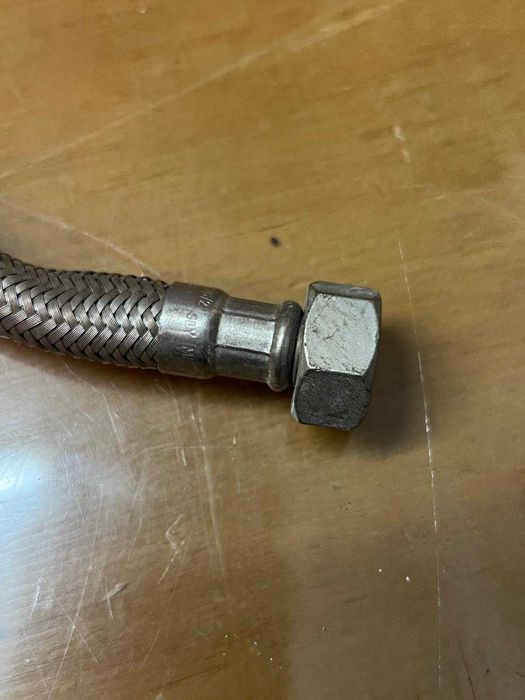 Conjunto de Mangueiras Flexíveis Metálicas