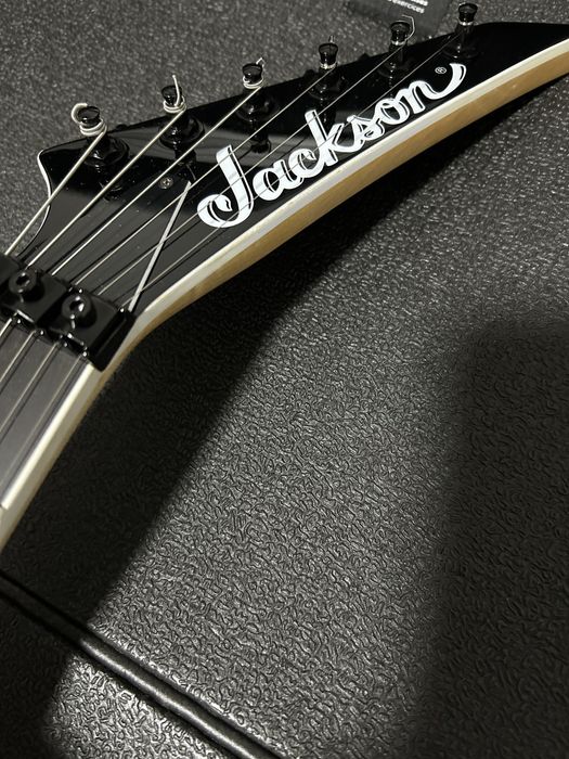 Jackson Pro series King V