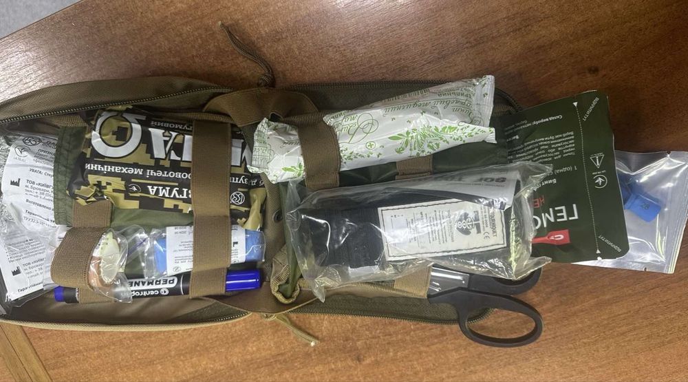 Аптечка Військова Укомплектована з турнікетом