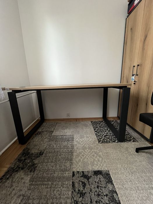 Biurko w stylu loft