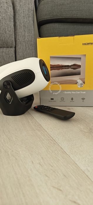 Projektor Magcubic HY300X