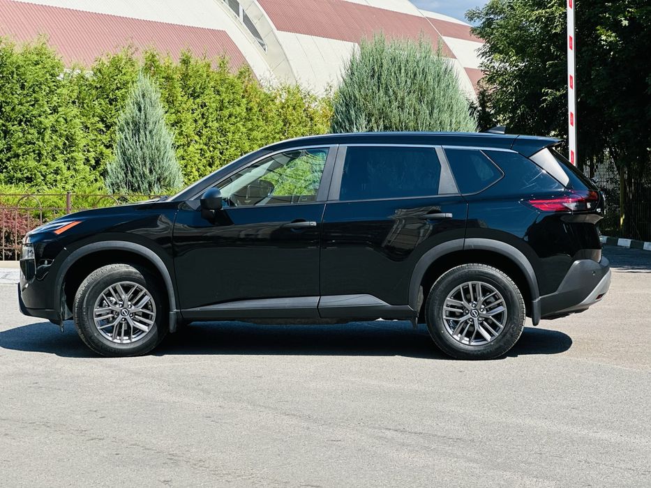 Nissan Rogue 2023 СВІЖАК