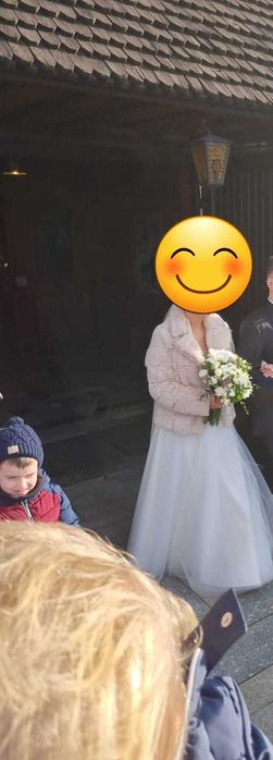 Przepiękna suknia ślubna