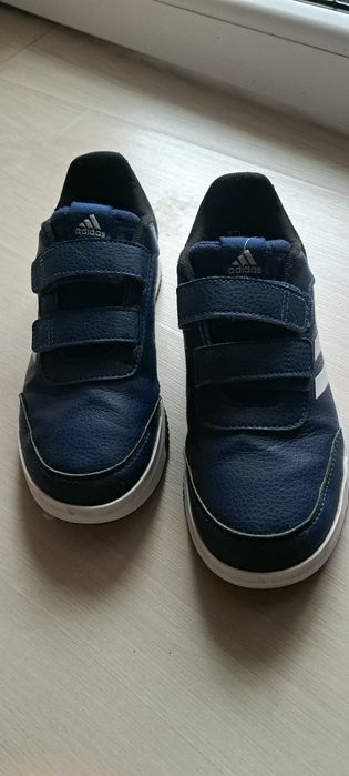Adidasy dla chłopca