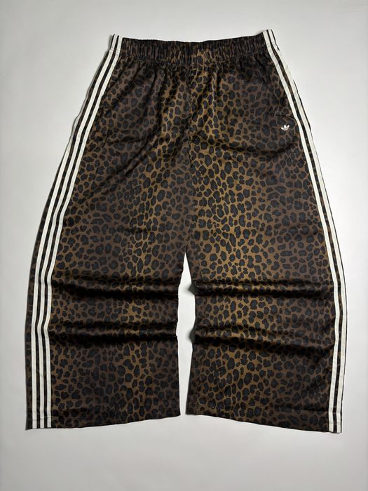 Широкі леопардові спортивки adidas штаны адидас y-3 wales boner
